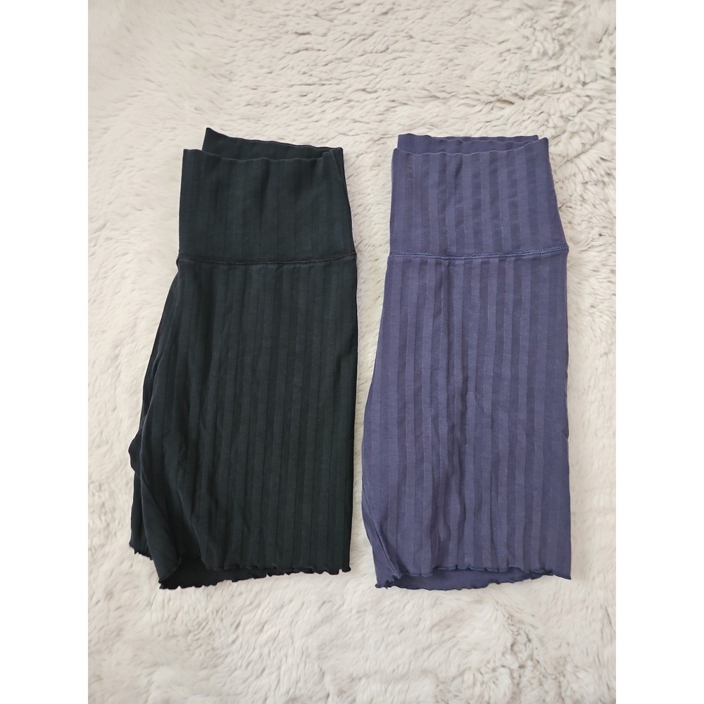 Offline by Aerie Ribbed Lettuce Hem Bike Shorts Lot (Black & Blue, Size L)